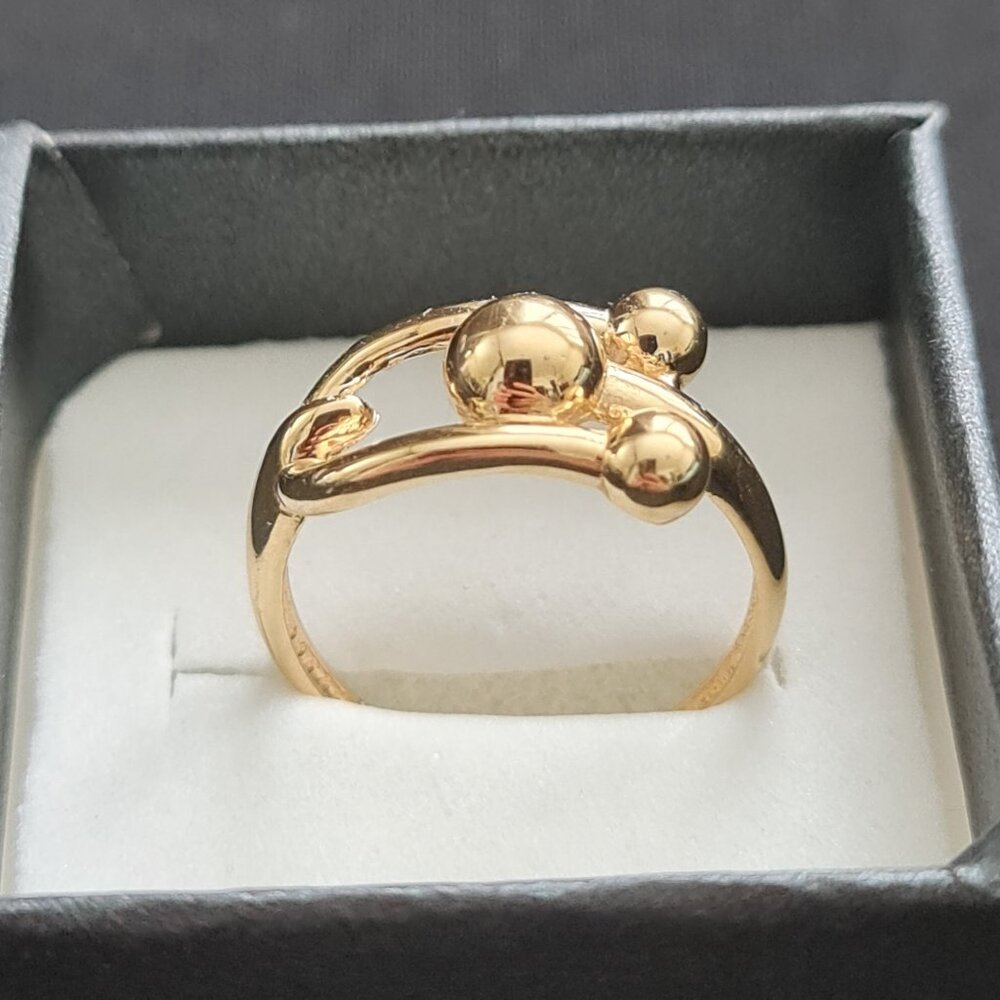 18K Gold Ring - 750 Stamped